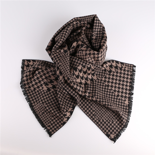 新款千鳥格圍巾