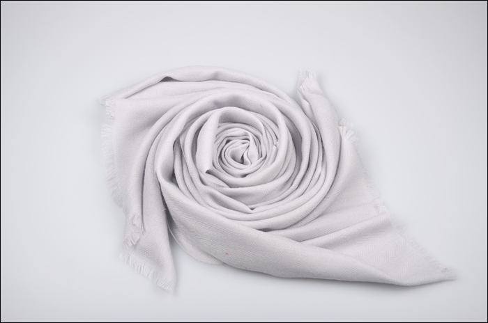 羊毛圍巾 人字紋披肩 素色披肩