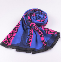 時(shí)尚女士豹紋披肩